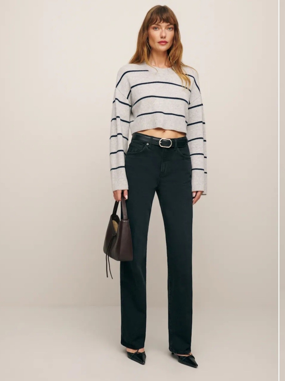 Reformation Val 90s Mid Rise Straight Jeans
- Vana size 30